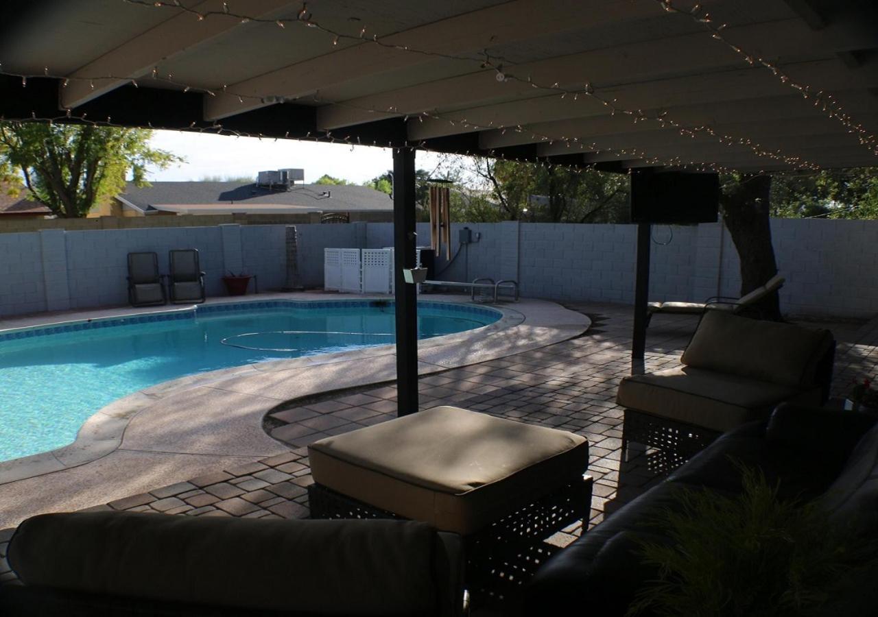 Tempe Escape With Heated Pool, Billiards & Firepit Funヴィラ エクステリア 写真